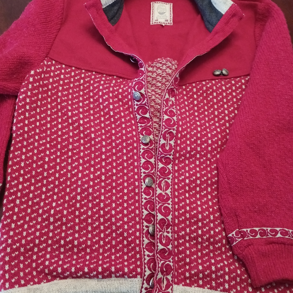 Woman's Wool Sweater